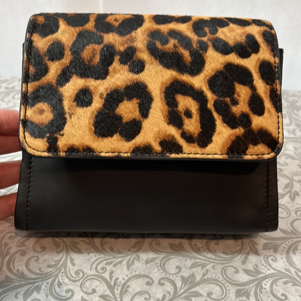 Louise et cie 100% leather, real cow hair fur crossbody NWOT - Picture 15 of 15